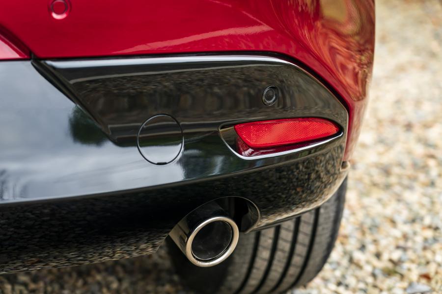 Детали экстерьера Mazda3 Skyactiv-G Sport Lux Hatchback 2019 года  (UK) (фото 69 из 91)